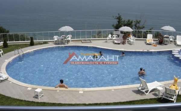 ea_view_12_
